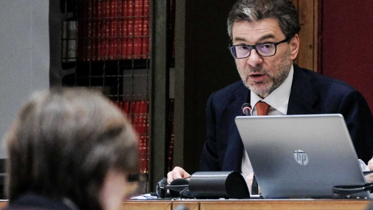 Immagine di Superdeficit 110%: i pasticci di Giorgetti sul Def