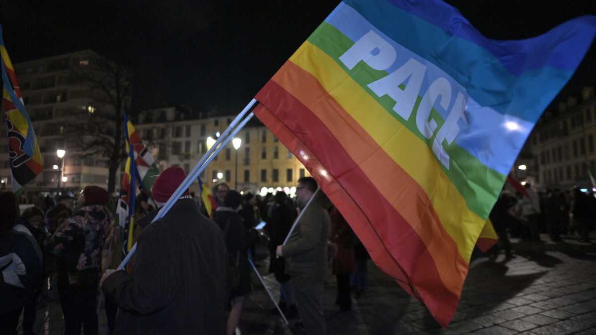 Immagine di Ma cosa significa, esattamente, "fuori la guerra dalla storia"?