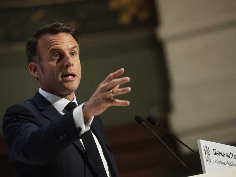 Il presidente francese Emmanuel Macron (foto Epa, via Ansa)
