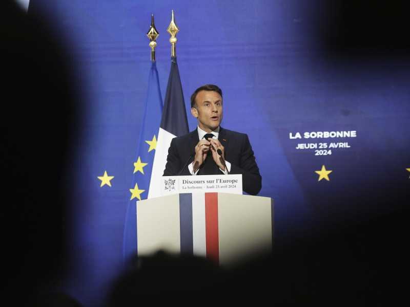 Macron rilancia se stesso e l'Europa potenza