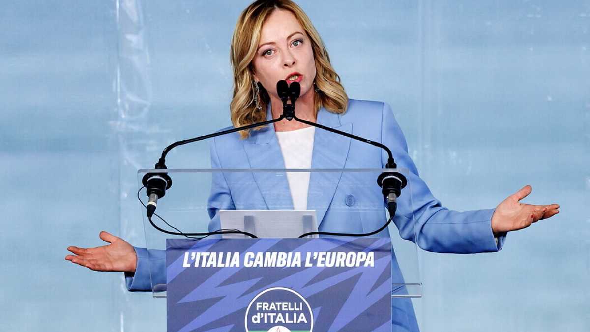 Immagine di Meloni scende in campo: "E' arrivato il momento di cambiare l'Europa"