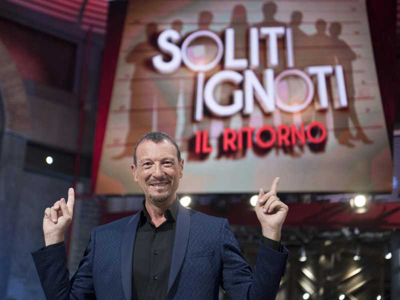 Non solo Amadeus. La Rai perde l’opzione sul quiz “Soliti Ignoti” che ora può traslocare, col conduttore, sul Nove