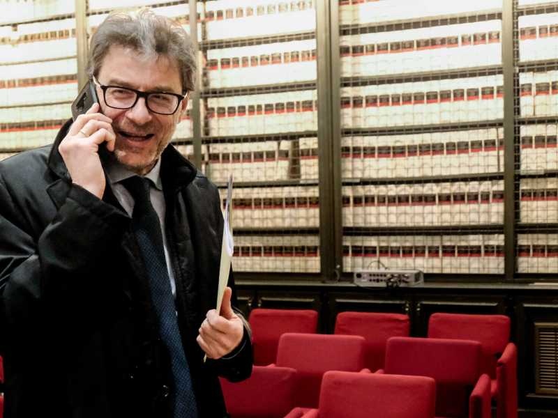 Il Mef prestigiatore