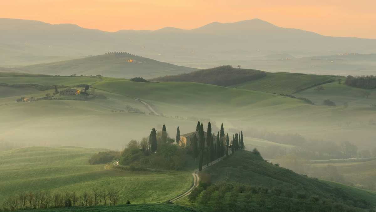 Immagine di Dio è in Toscana. E noi possiamo solo parlare di Vannacci e Scurati
