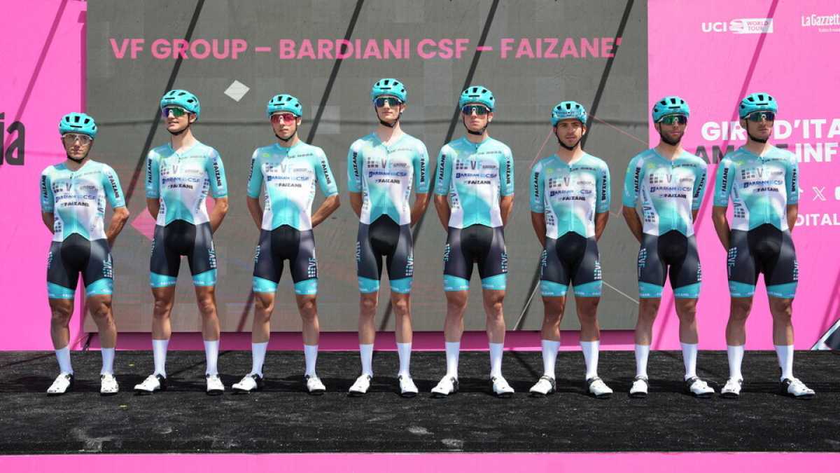 Immagine di I primi due giorni al Giro d'Italia di Domenico Pozzovivo e Giulio Pellizzari