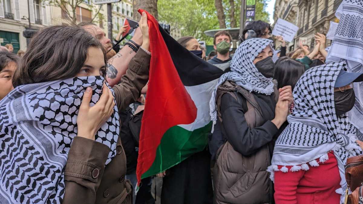 Immagine di "Abbasso l’occidente", ma i suoi studenti ora sono le star dei media "arabi"