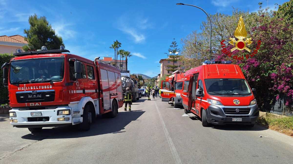 Immagine di Cinque operai sono morti vicino a Palermo mentre lavoravano all'interno della rete fognaria