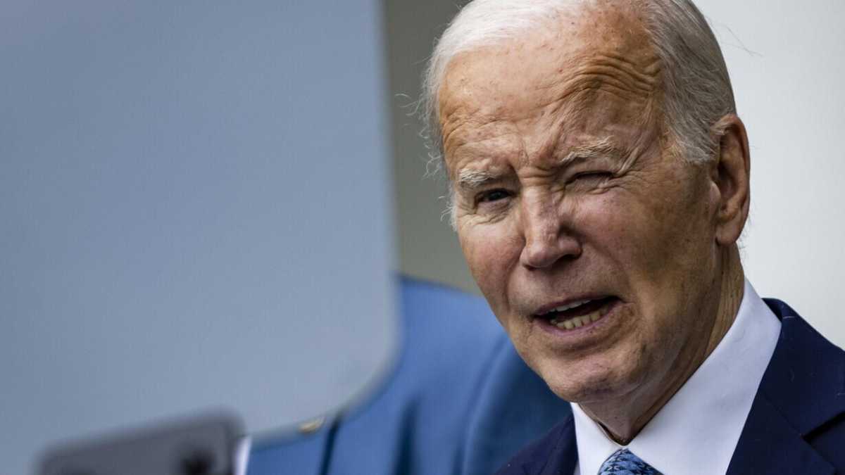 Immagine di Biden, gli studenti e Gaza