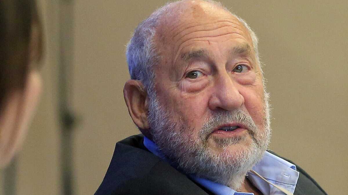 Immagine di A tu per tu con Stiglitz, l’anti Milei triste, in decadenza e senza più argomenti