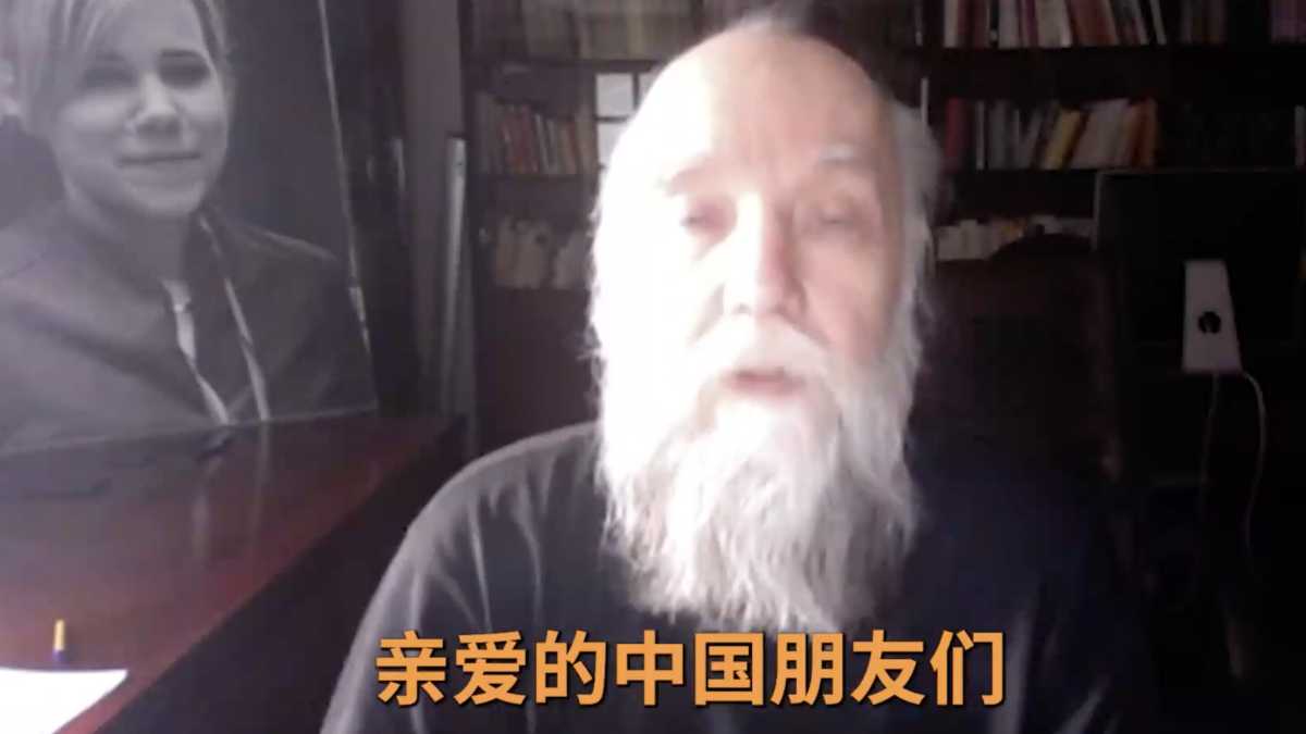 Immagine di Il filosofo russo Dugin sbarca sui social cinesi, e viene preso a sberle