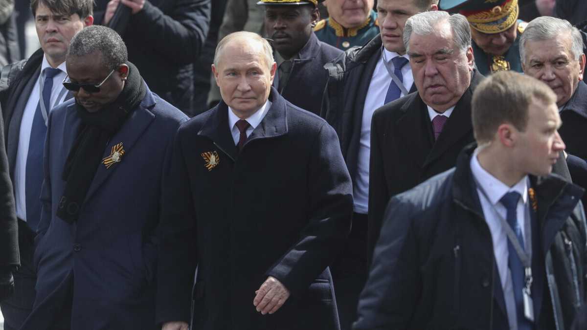 Immagine di Il 9 maggio a Mosca non è più un appuntamento internazionale, ma un affare tra Putin e i russi
