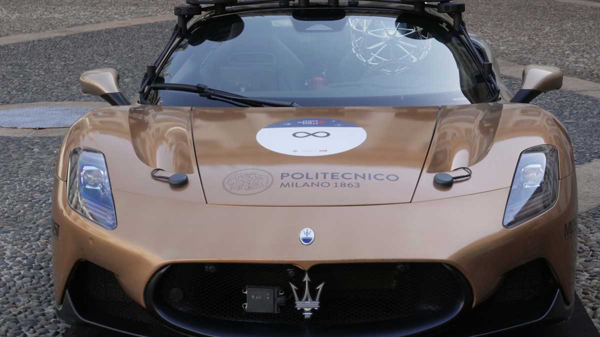 Immagine di 007 ha cambiato macchina. Viaggio sulla nuova Maserati elettrica e a guida autonoma