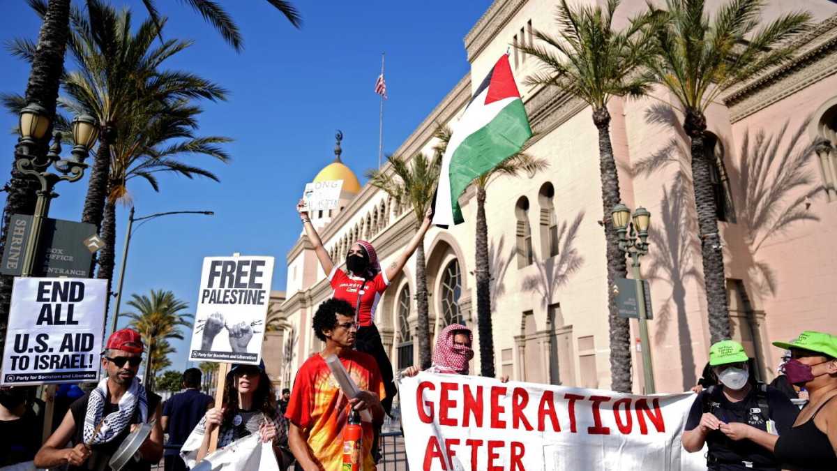 Immagine di L’occidente e le sue guerre. Che cosa spinge le donne a manifestare per Hamas