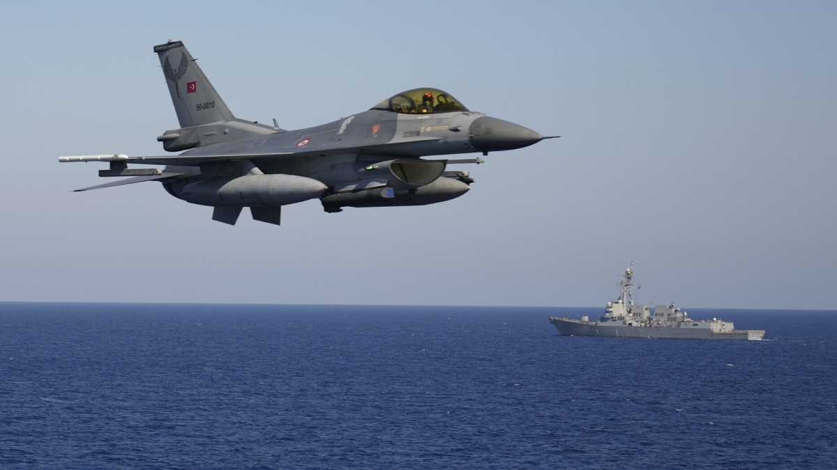Immagine di Nato e militari battono cassa, ma la Difesa resta sotto il 2 per cento