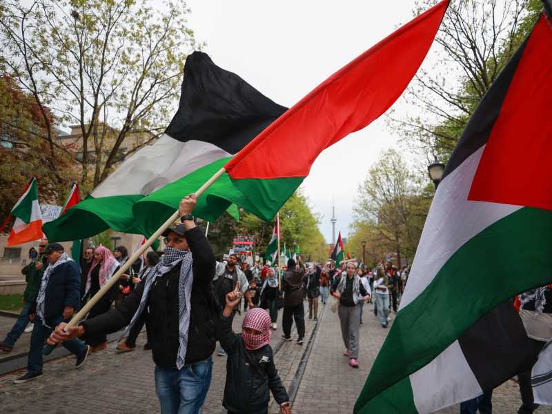 Una manifestazione pro Palestina all'Universit&agrave; di Toronto - foto via Getty Images