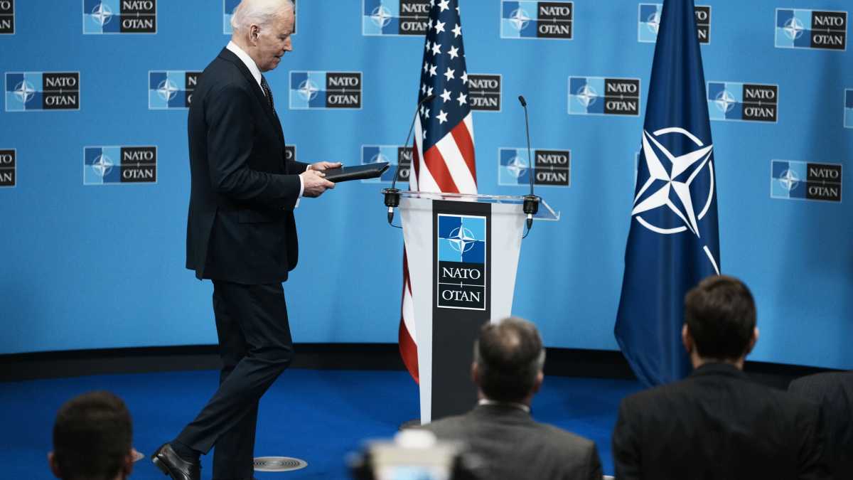 Immagine di La Nato non abbaia, bravo Pombeni