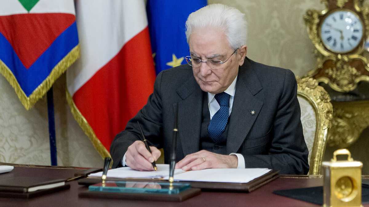 Immagine di Mattarella scrive a Herzog: "L'Italia si impegna per il diritto di Israele a esistere"