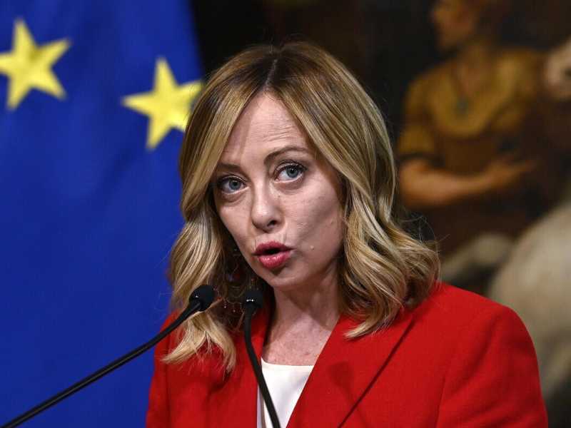 Meloni rinvia le nomine di Cdp, Rai e Fs per fare i conti con Salvini dopo le europee. E sente Mattarella