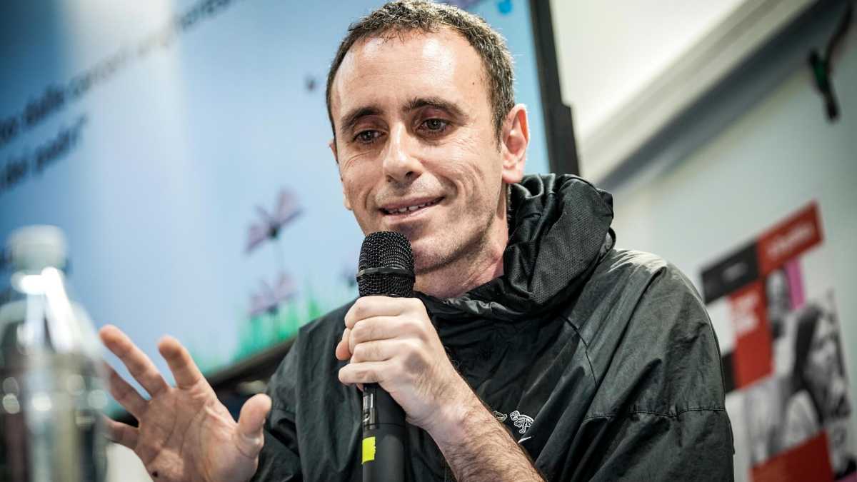 Immagine di Zerocalcare pro Pal e l’israeliano Eshkol Nevo tra i più venduti al Salone di Torino