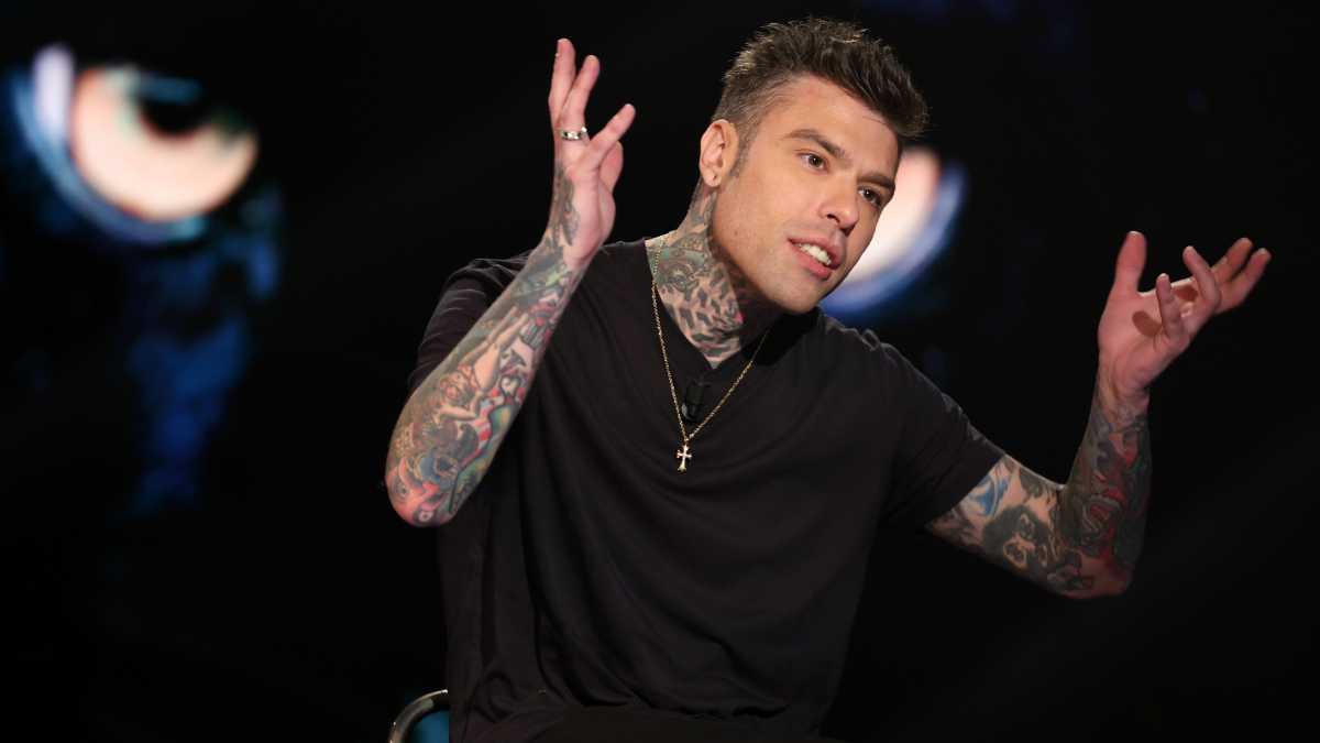 Immagine di Bad Fedez è tornato. Ma un giorno si sveglierà e si chiederà: chi sono io davvero?