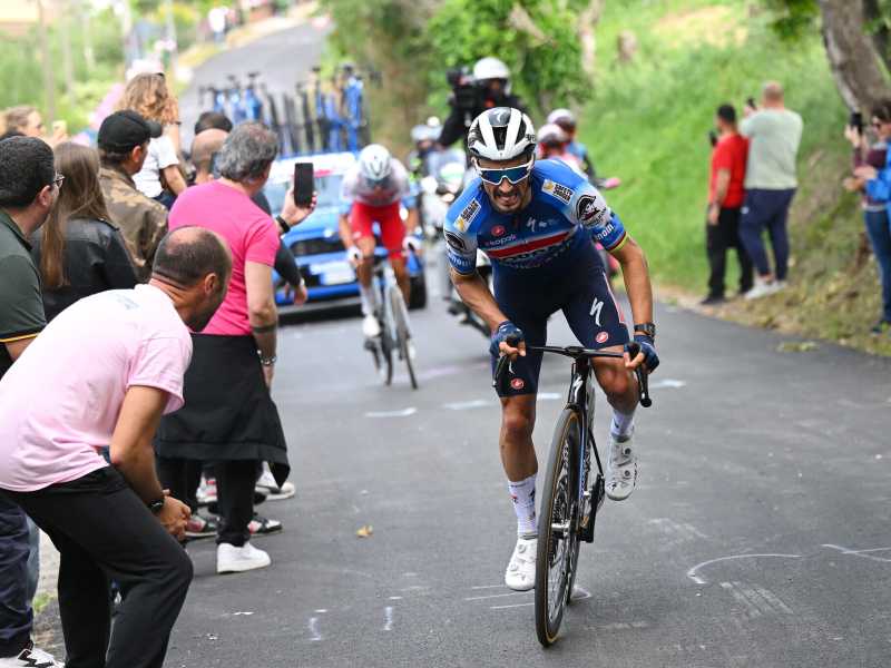 Julian Alaphilippe ha vinto la 12a tappa del Giro d'Italia 2024 (foto Getty Images)