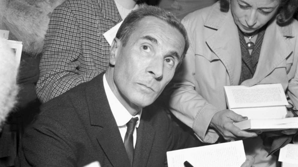 Immagine di Il Giro d'Italia annusato e raccontato da Dino Buzzati