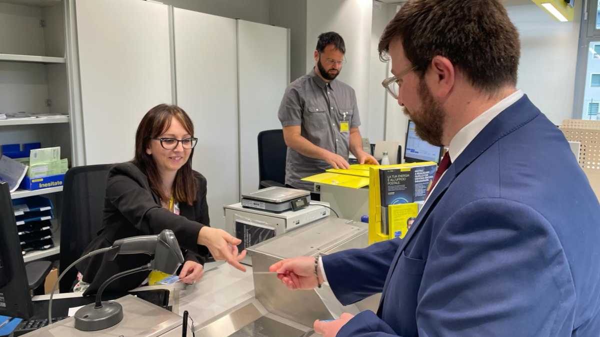 Immagine di Passaporti per tutti negli uffici postali: good news