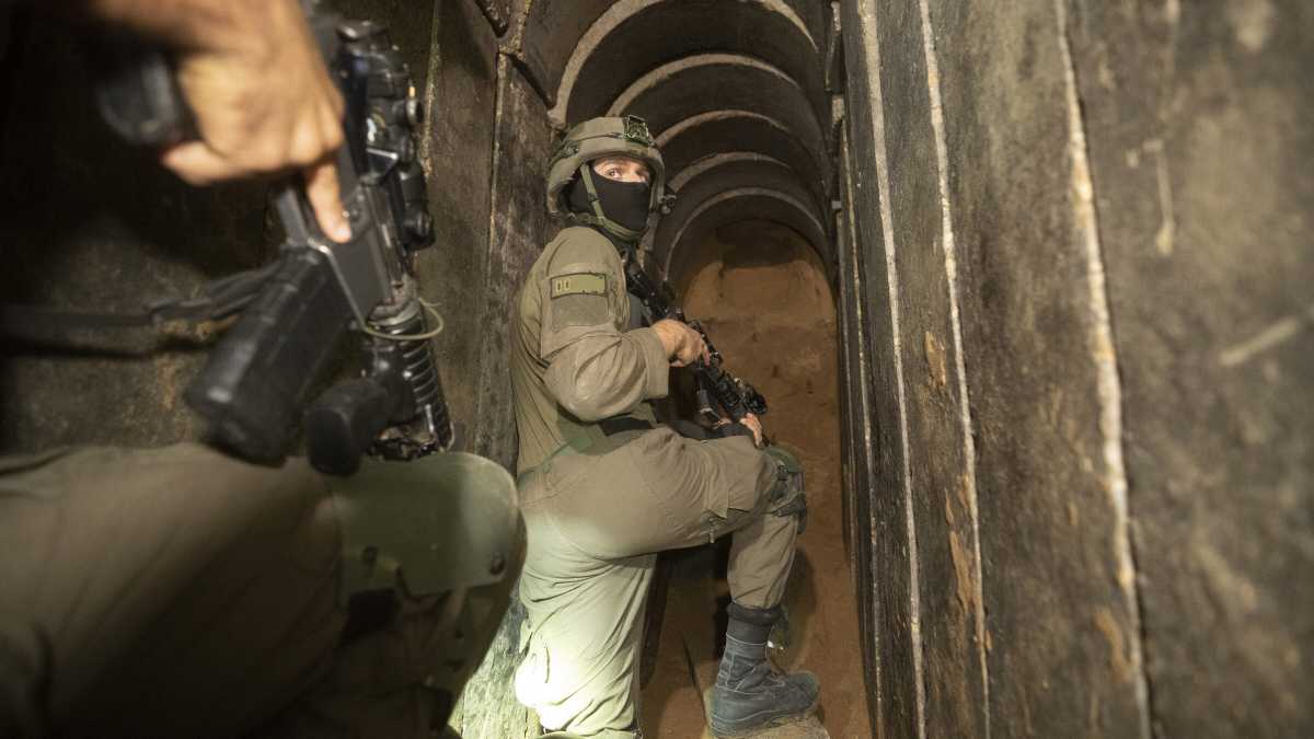 Immagine di La disinformazione russa bloccata in Ue e i tunnel tra Gaza e l’Egitto