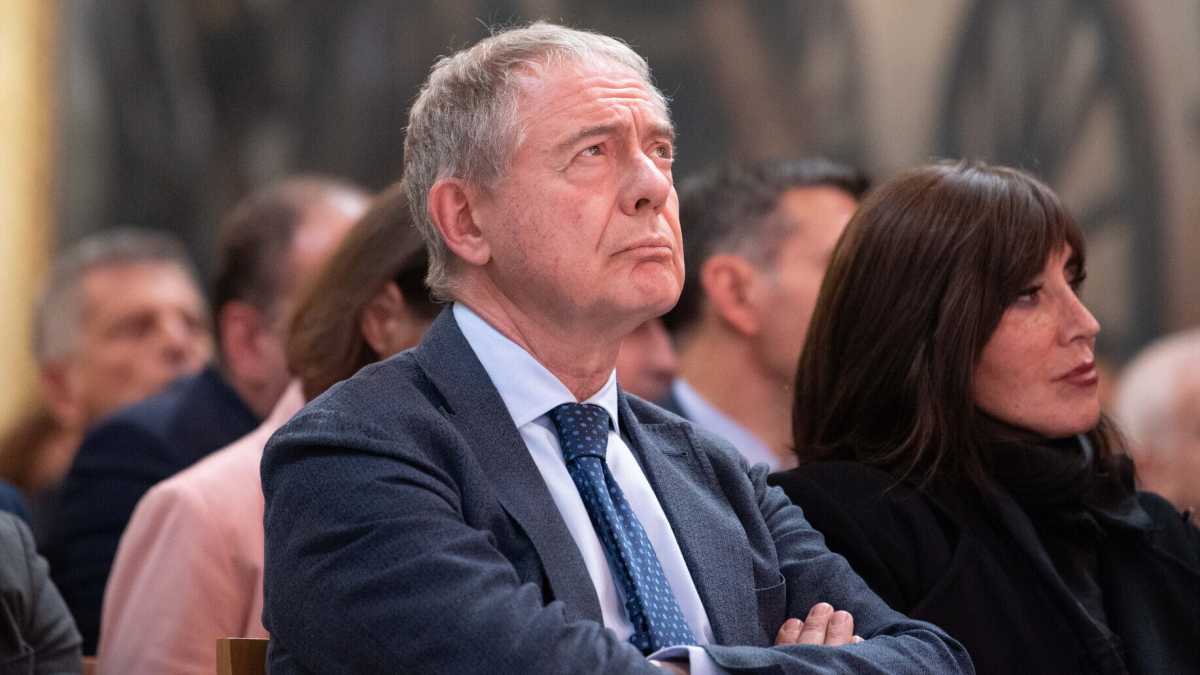 Immagine di Urso senza carrello. L’impresa del ministro delle Imprese