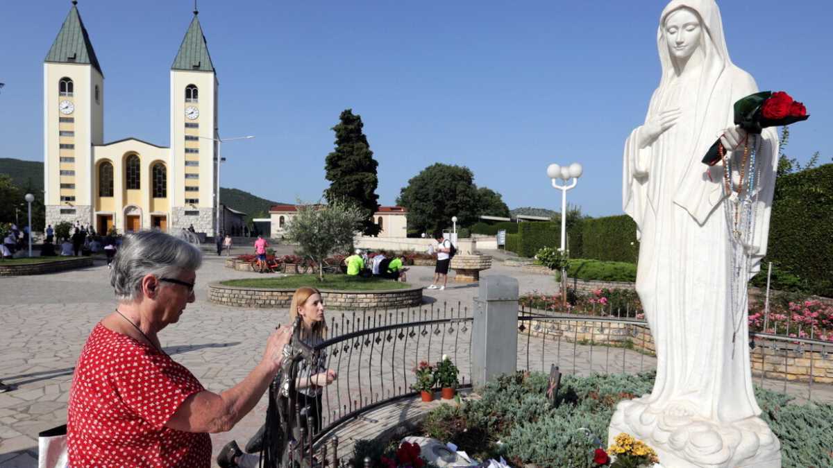 Immagine di Solo il Papa potrà dire se un evento è soprannaturale (e non lo farà quasi mai)