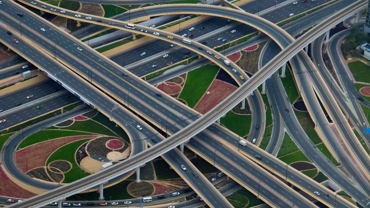 Immagine di L’oblio sta per calare? Non ci resta che godere della bellezza autostradale