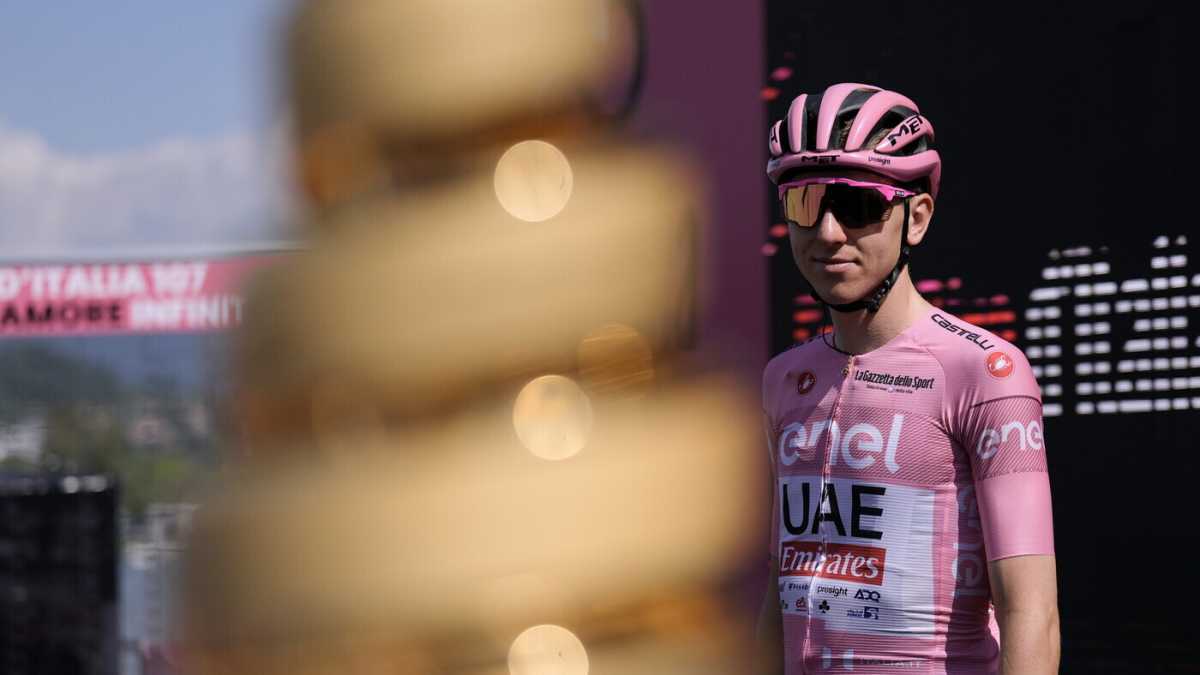 Immagine di Giro d'Italia, il dolce regime di Tadej Pogacar