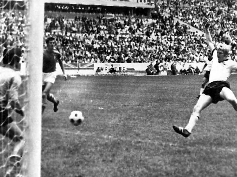 Il gol di Karl-Heinz Schnellinger in Italia-Germania 4-3