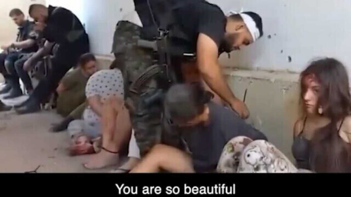 Immagine di L'occhio di Hamas sulle ragazze rapite il 7 ottobre