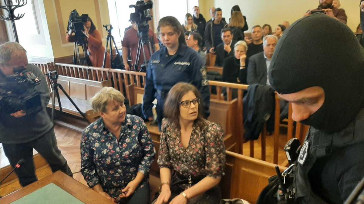 Immagine di Salis è stata scarcerata: è ai domiciliari a Budapest