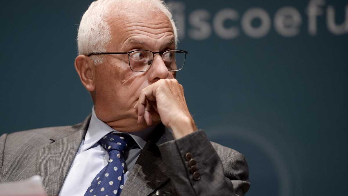 Immagine di L'ex ministro Visco: "Meloni sbaglia, il redditometro è una misura di civiltà. Ma anche il Pd ha perso un'occasione"