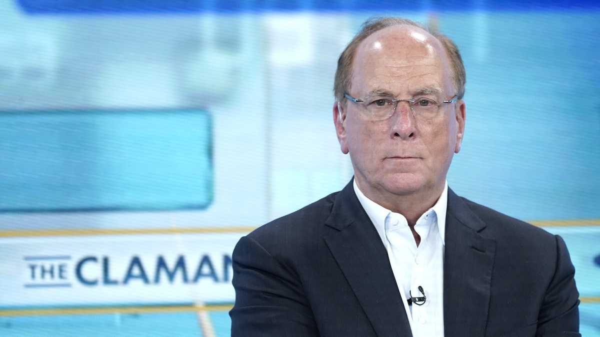 Immagine di Vendere l’Italia agli americani, come si muove Larry Fink