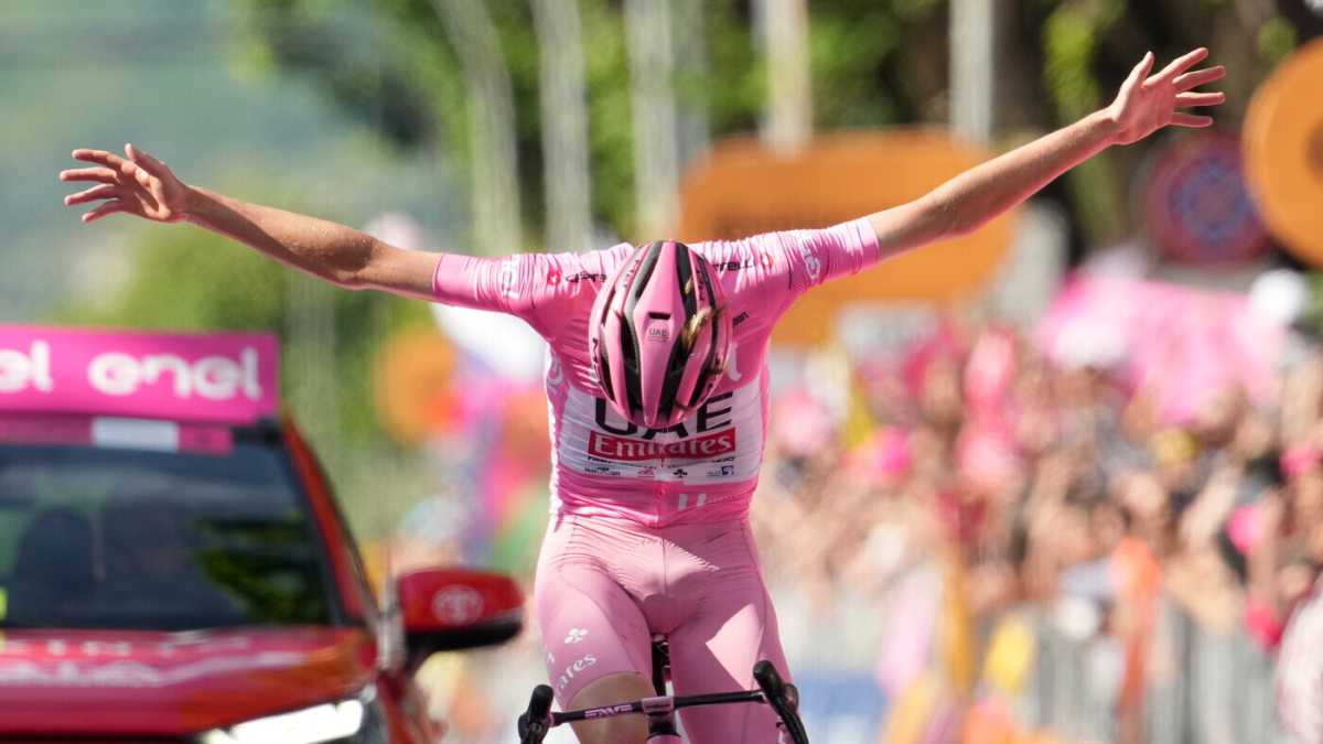 Immagine di Giro d'Italia, la dimensione di Tadej Pogacar