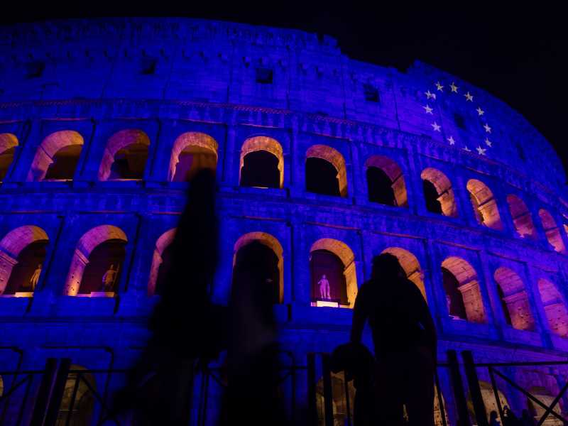  Bandiera europea nel Colosseo - foto via Getty Images