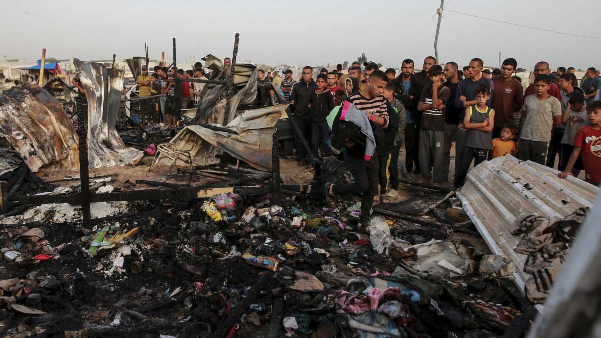 Immagine di Cosa è successo nel campo per sfollati vicino a Rafah durante l'attacco israeliano