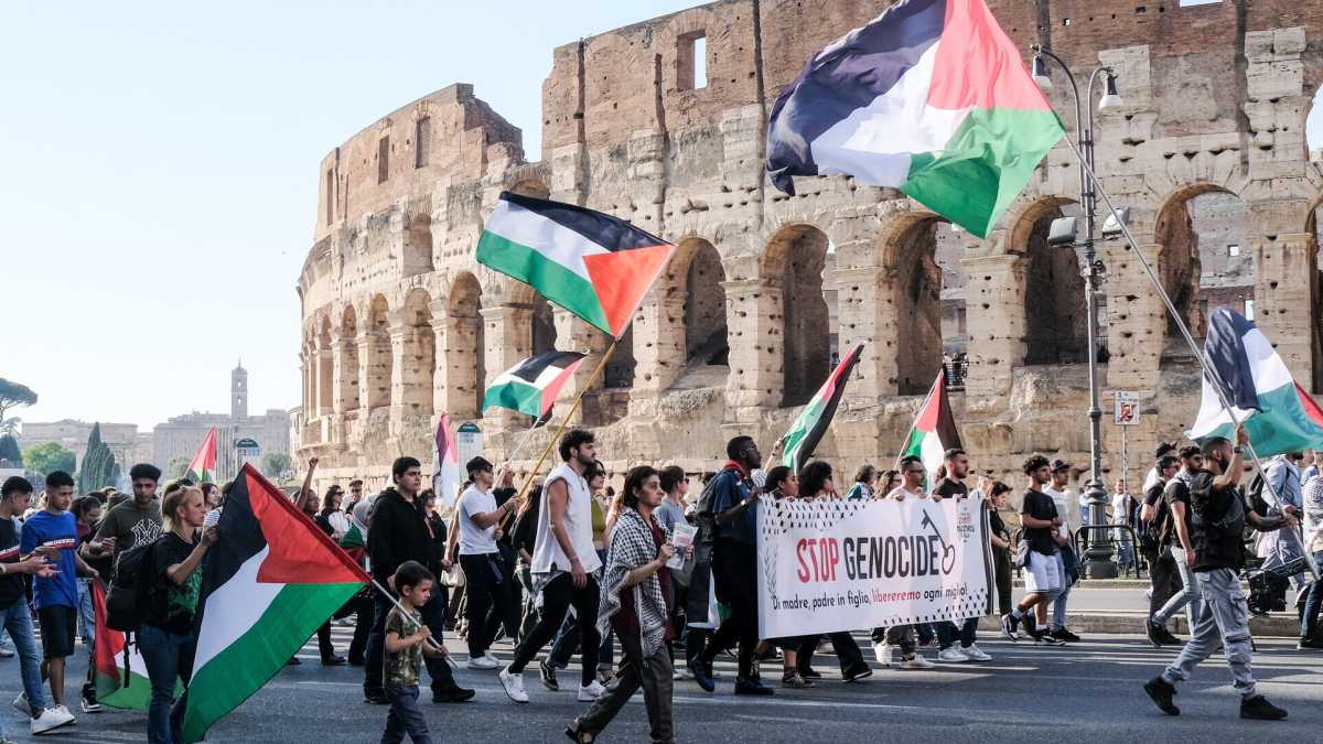 Immagine di Una nuova proposta: l'Occidente e Gerusalemme si estinguano per conto proprio