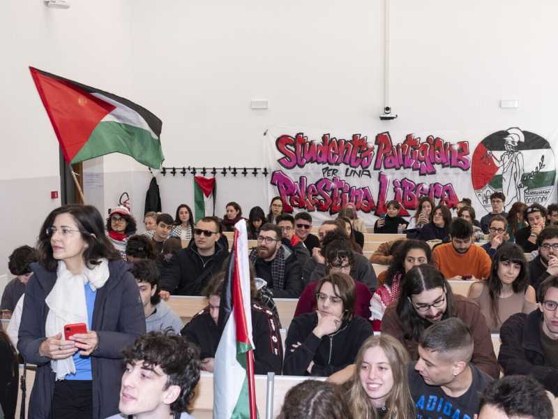 Gli studenti di Milano dicono basta alle occupazioni pro Palestina: "Odio verso gli universitari ebrei"