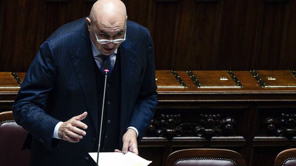 Immagine di Crosetto valuta di desecretare alcune informazioni sulle armi inviate a Kyiv