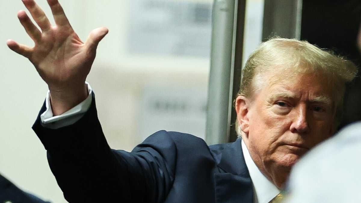 Immagine di Per imparare a parlare, le intelligenze artificiali sono costrette a ignorare Trump