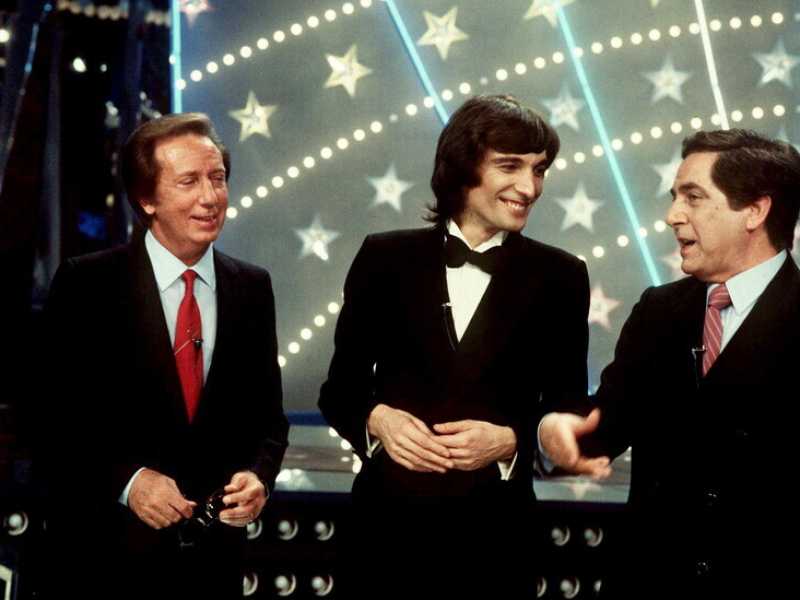 Mike Bongiorno, Claudio Cecchetto e Corrado nel &rsquo;98 (foto Olycom)&nbsp;<br />