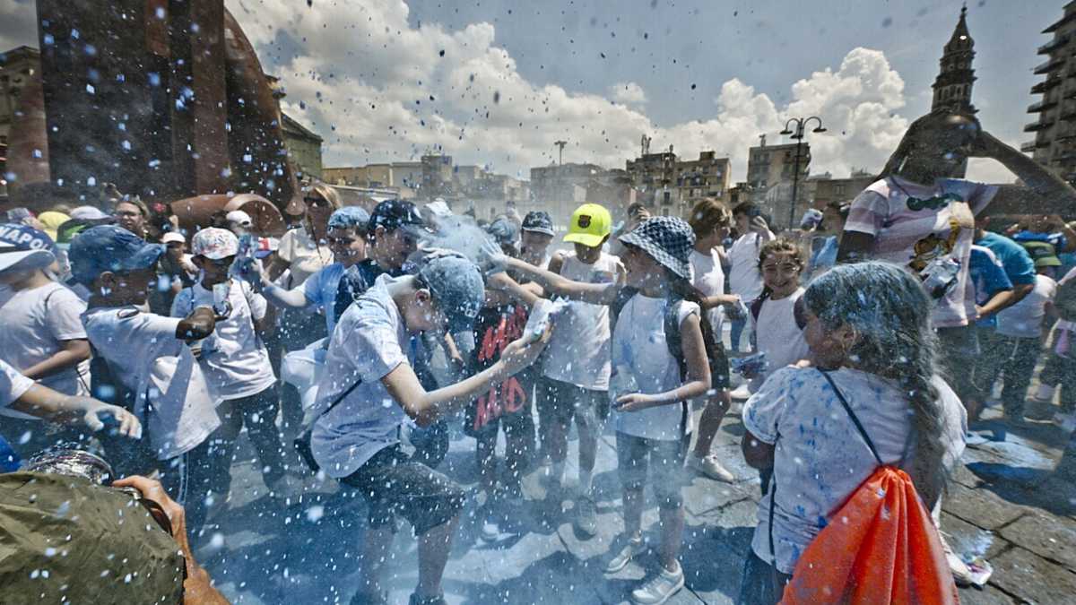 Immagine di Un anno fa il primo scudetto dopo 33 anni. Ma Napoli non raddoppia