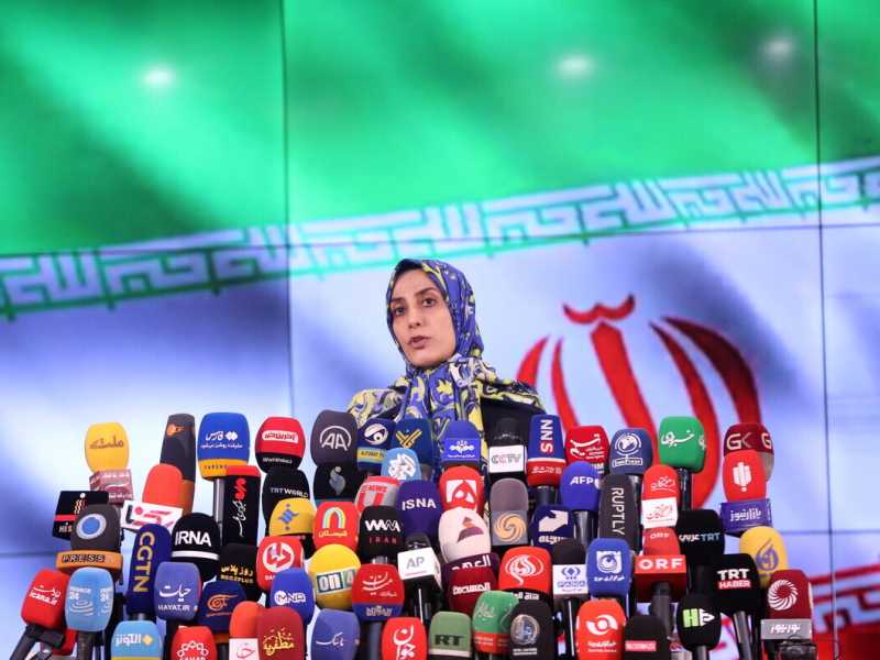La candidata in Iran che vuole liberare i manifestanti e fare pace con l’occidente (ma non sarà ammessa)