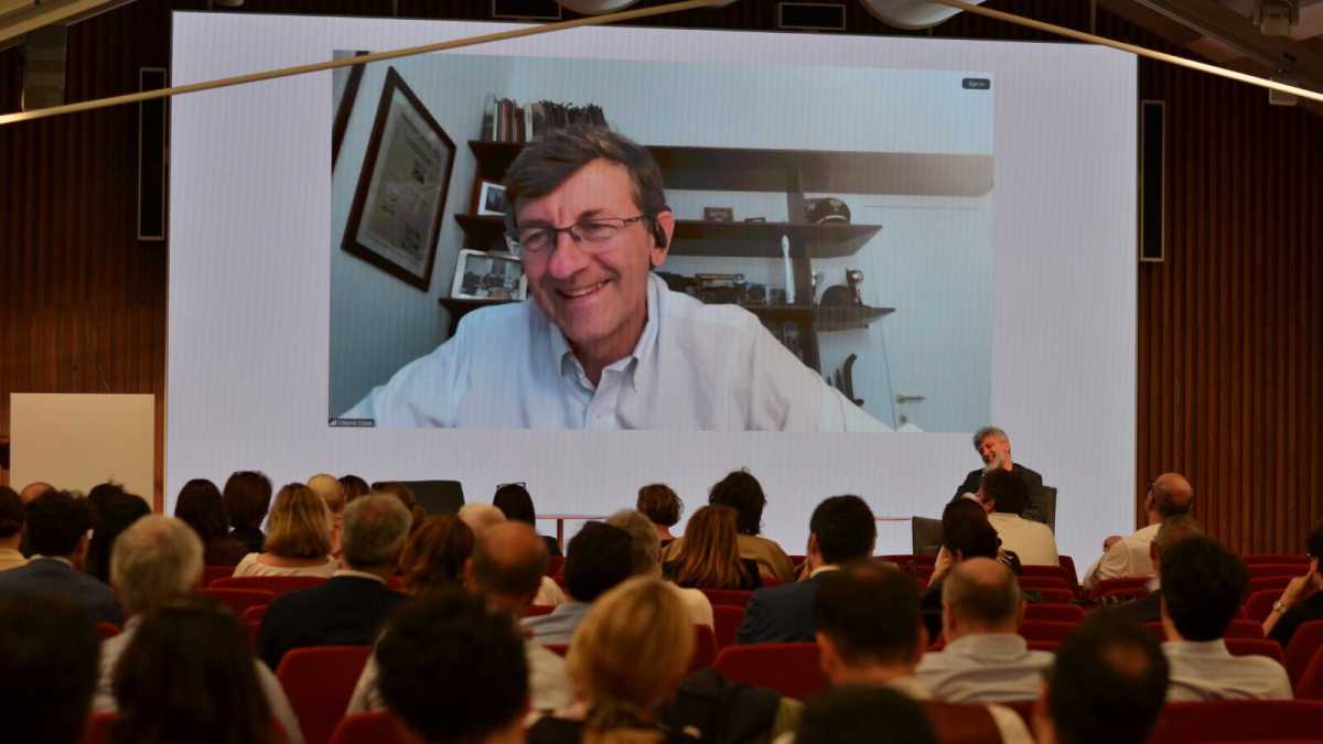 Immagine di Lo stato dell'arte dell'IA secondo Colao: "In Italia eccellenti nel dibattito ma non nello sviluppo"