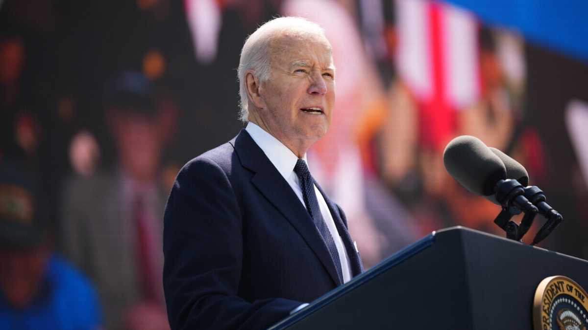 Immagine di Biden evoca Reagan per dire che l’isolazionismo fa perdere le guerre