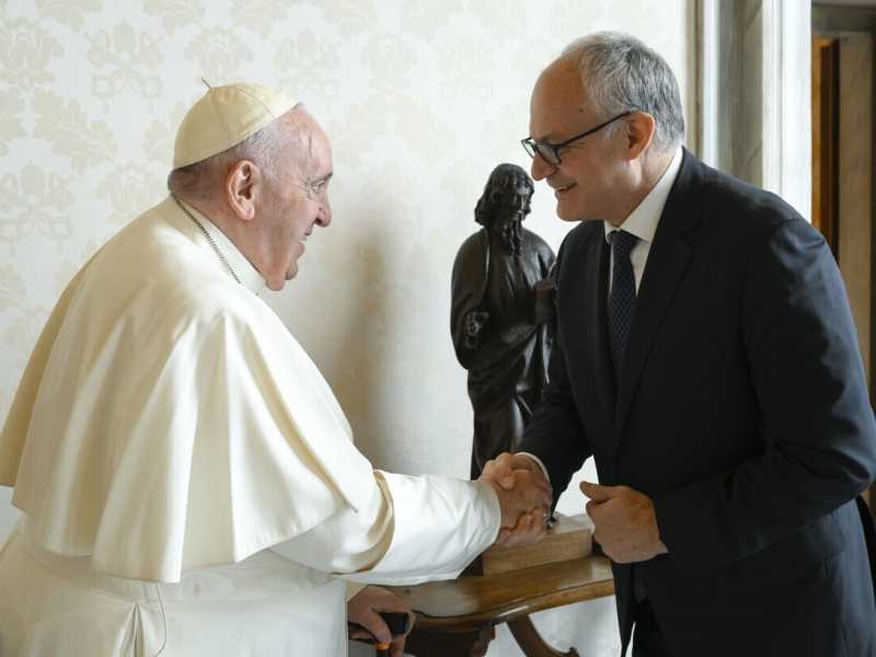  Roberto Gualtieri e Papa Francesco - foto Ansa